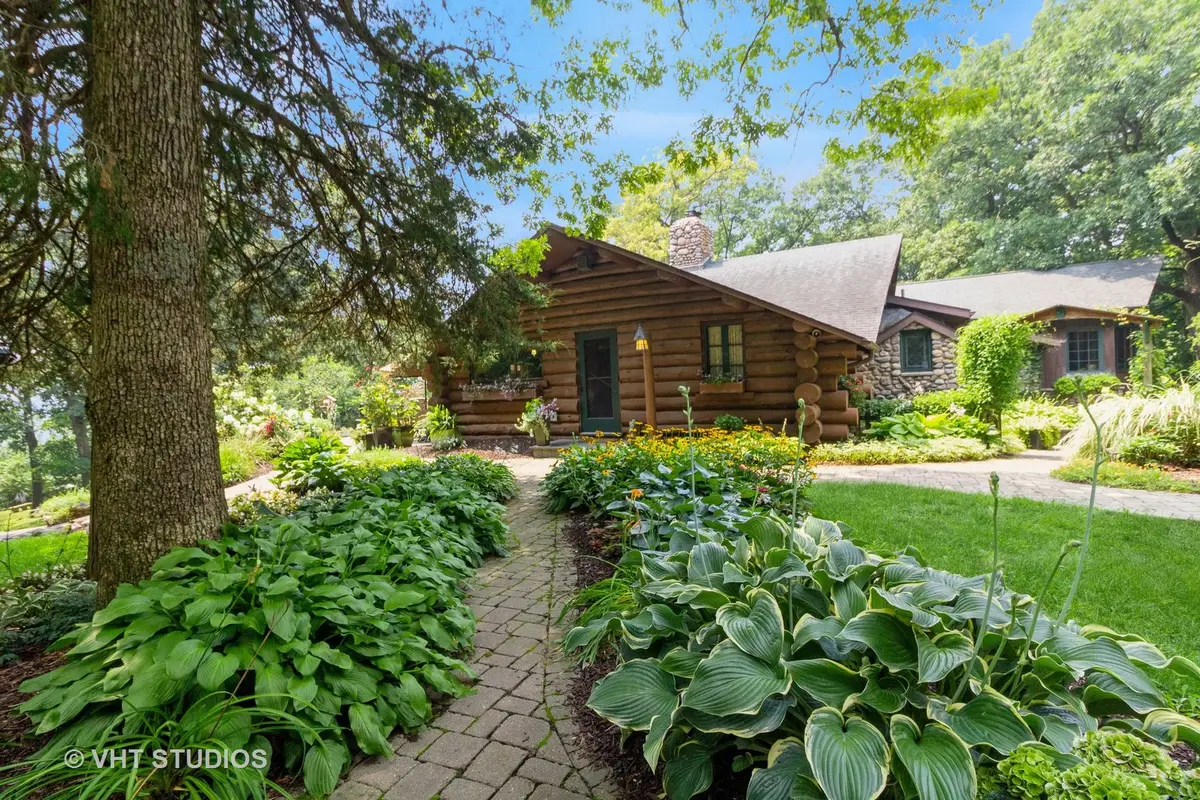 4476 W Edgewood Road, Dixon, IL 61021 - Image #1