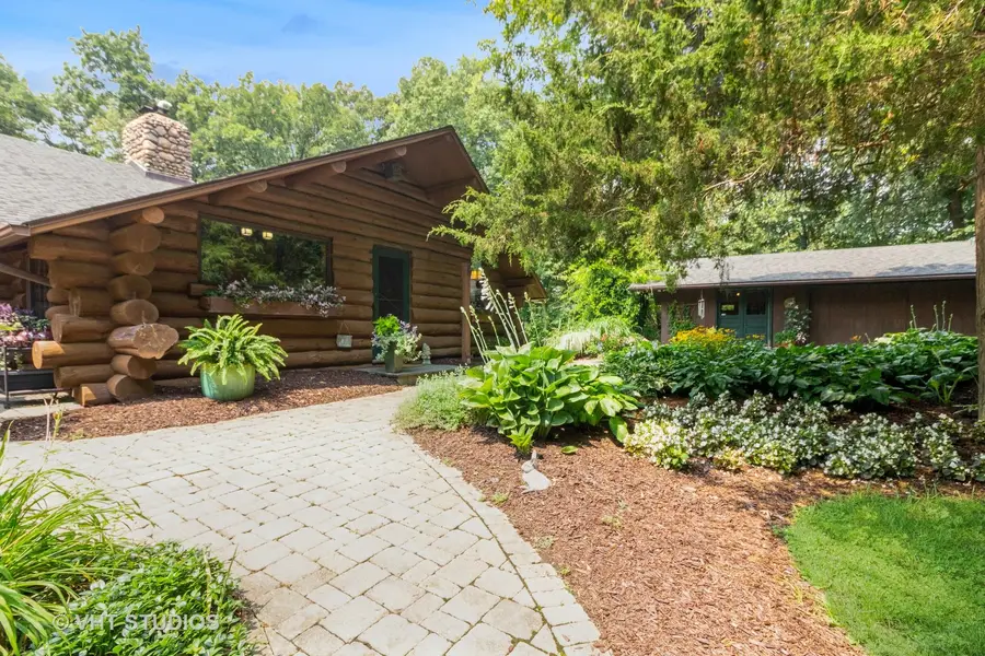 4476 W Edgewood Road, Dixon, IL 61021 - Image #2