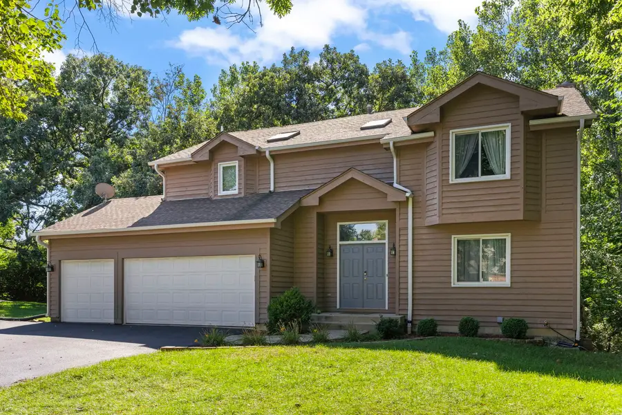 11 Roanoke Court, Bolingbrook, IL 60440 - Image #2