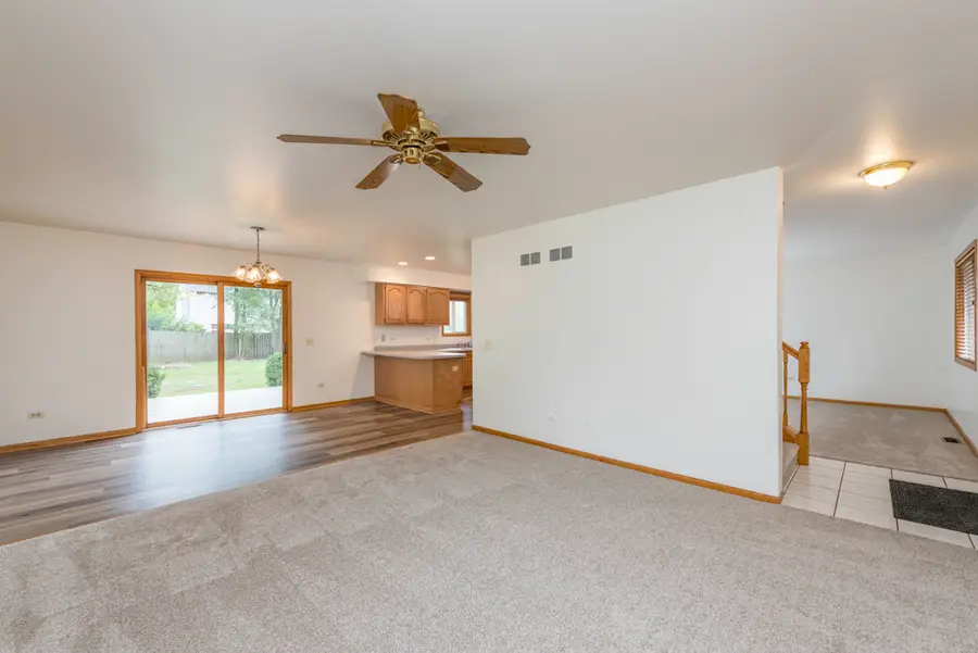 3627 Atlantic Avenue, Gurnee, IL 60031 - Image #2