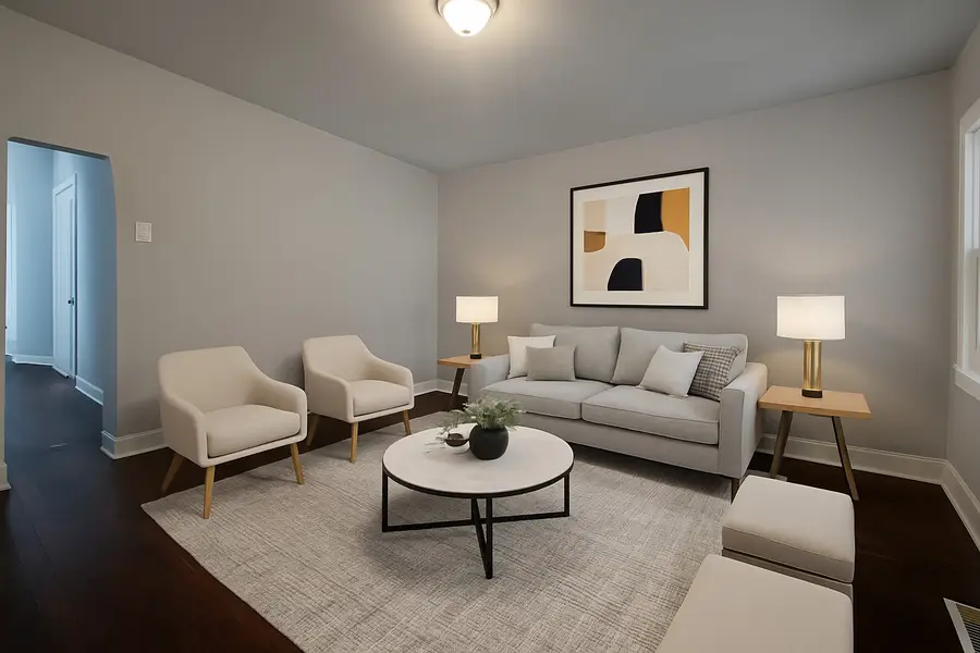 8623 S Manistee Avenue, Chicago, IL 60617 - Image #2