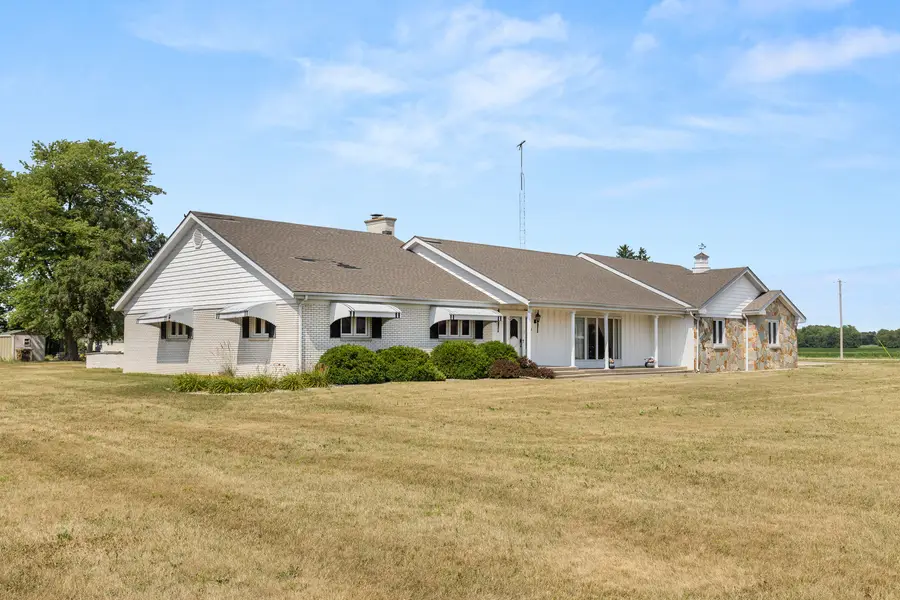 20 N Carbon Hill Road, Coal City, IL 60416 - Image #2