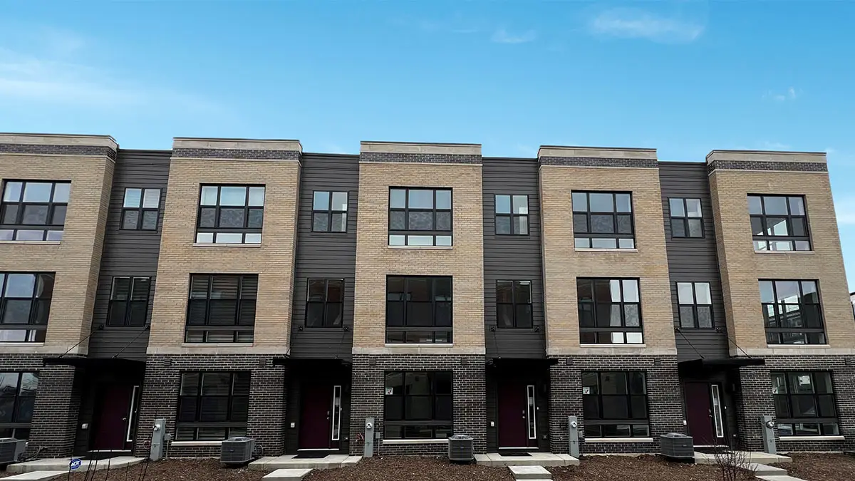 381 Summit Circle, Lombard, IL 60148 - Image #1