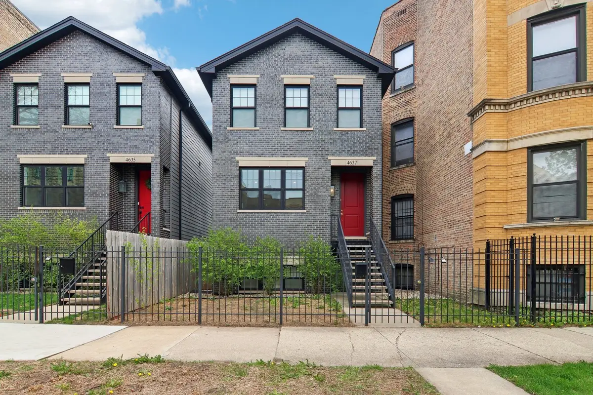 4637 S Michigan Avenue, Chicago, IL 60653 - #1