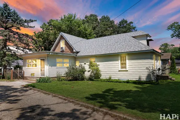 35694 N Laurel Avenue, Ingleside, IL 60041