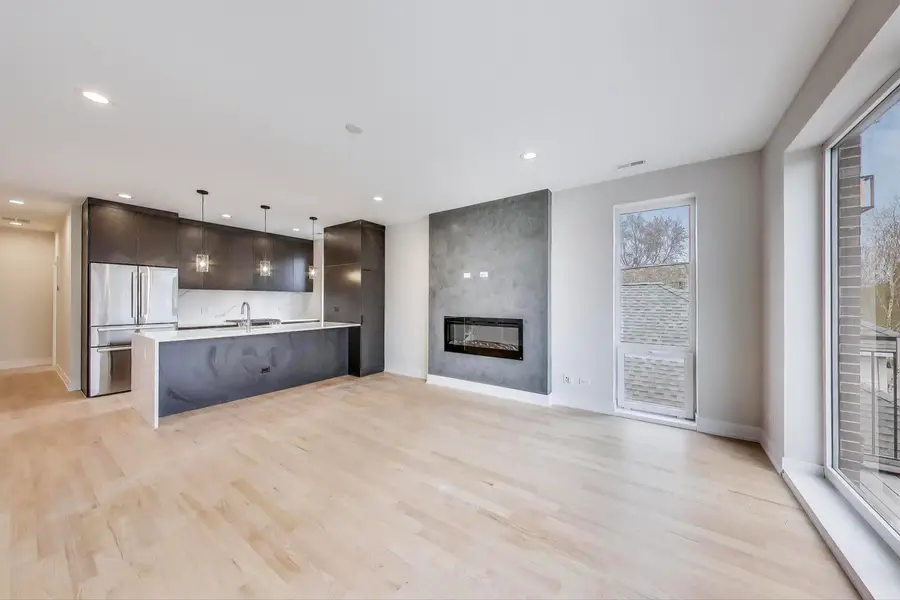 3339 N Ridgeway Avenue #2N, Chicago, IL 60618 - Image #3