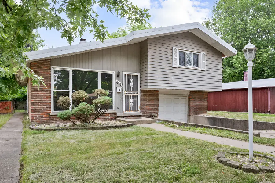 15230 Meadow Lane, Dolton, IL 60419 - Image #2