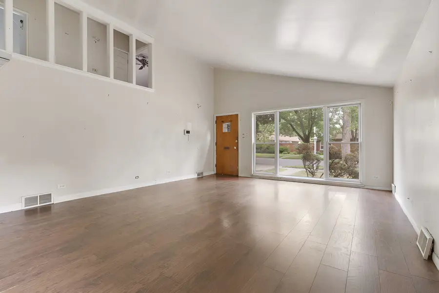 15230 Meadow Lane, Dolton, IL 60419 - Image #3