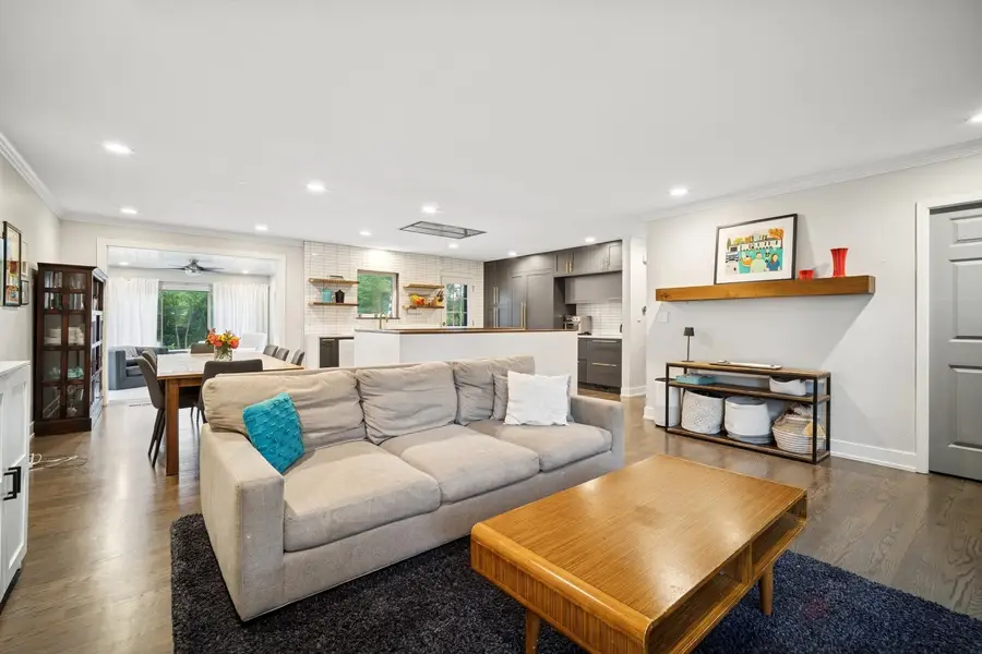 505 Pine Court, Lake Bluff, IL 60044 - #3