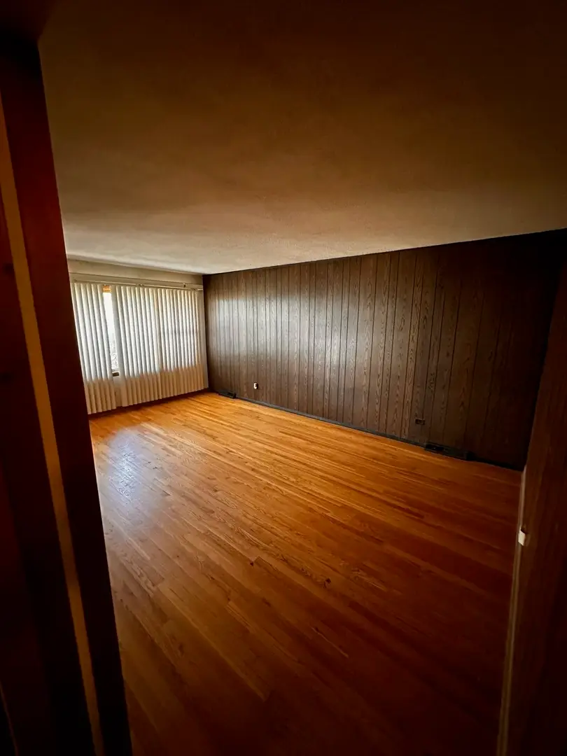 14417 Dorchester Avenue, Dolton, IL 60419 - Image #2