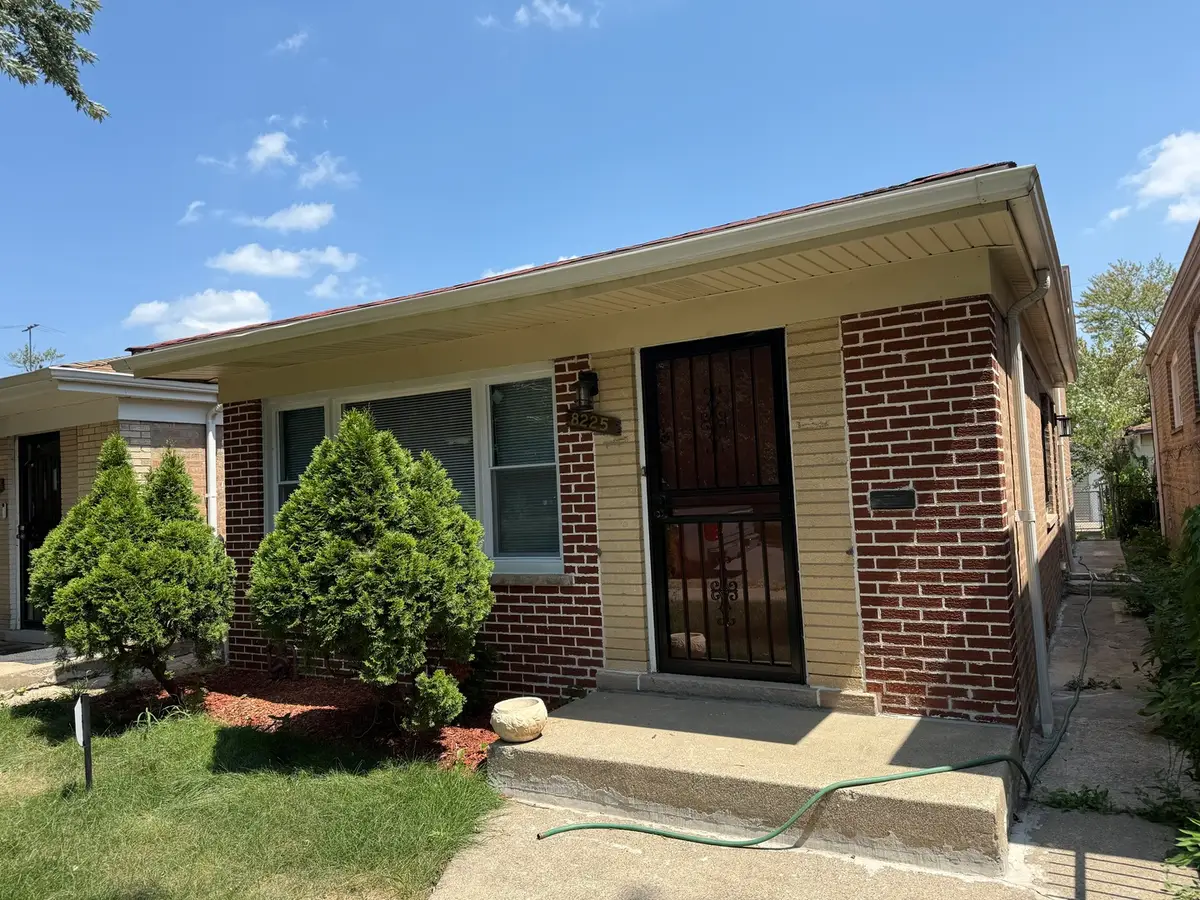 8225 S Wentworth Avenue, Chicago, IL 60620 - Image #1