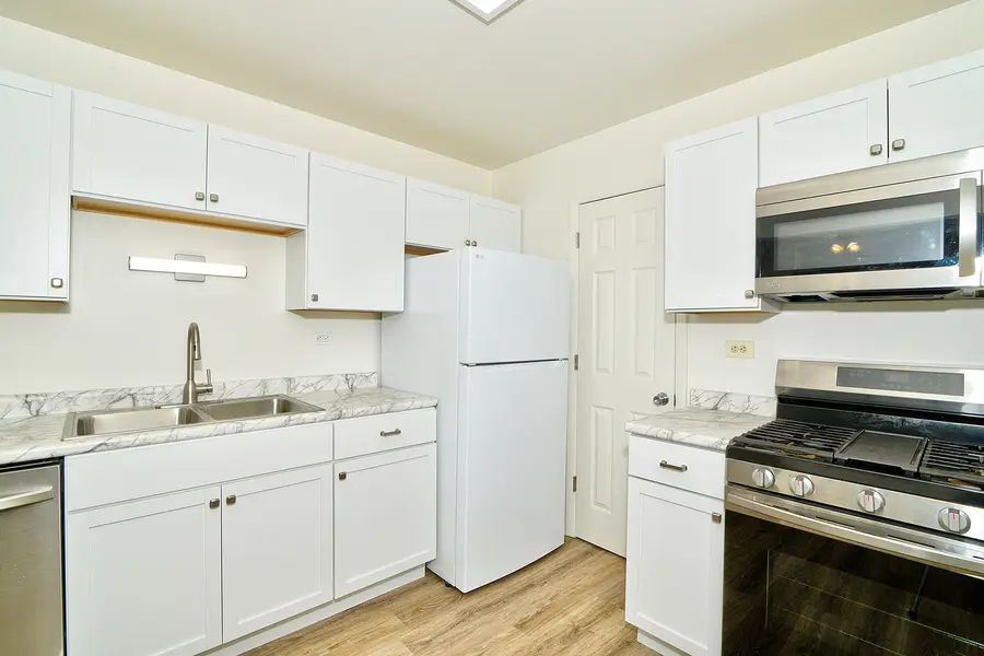 600 Eastveiw Court #X1, Schaumburg, IL 60193 - Image #3