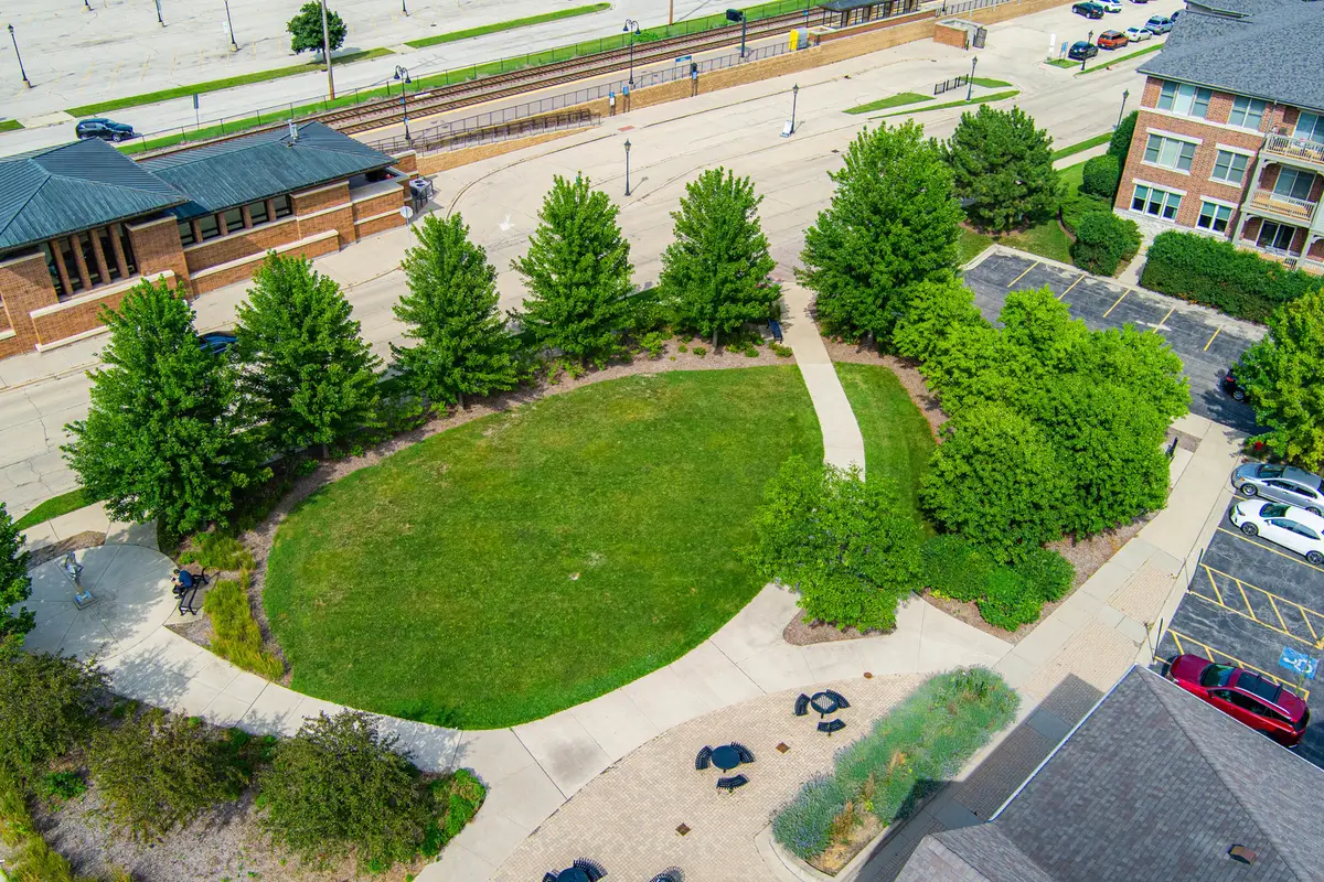 119 E Railroad Avenue, Bartlett, IL 60103 - Image #1