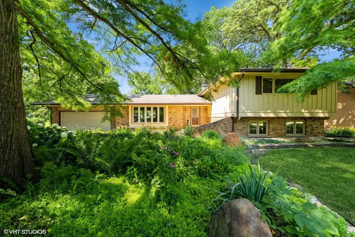 6123 S Kilkenny Drive, Crystal Lake, IL 60014 - Image #1