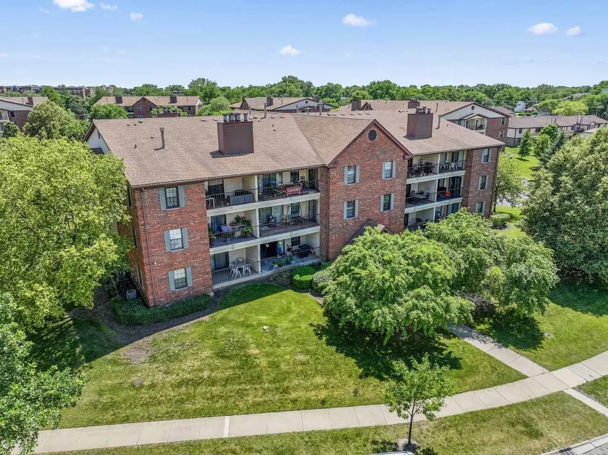 671 Hapsfield Lane #105, Buffalo Grove, IL 60089 - #1