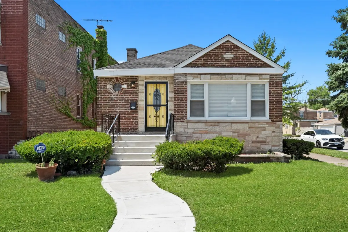 10500 S King Drive, Chicago, IL 60628 - Image #1