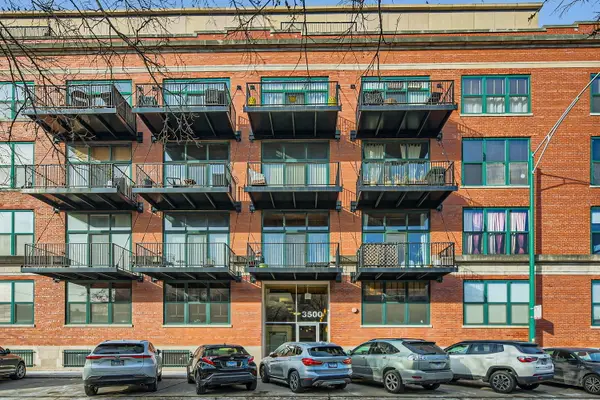 3500 S Sangamon Street #214, Chicago, IL 60609