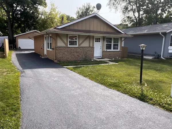 19451 W Hoag Court, Mundelein, IL 60060