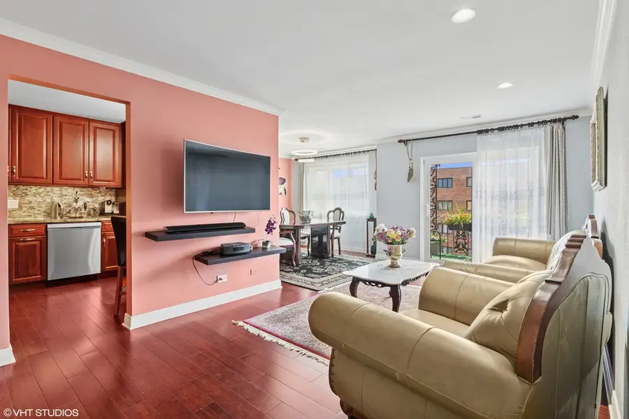 9355 Landings Lane #406, Des Plaines, IL 60016 - Image #3