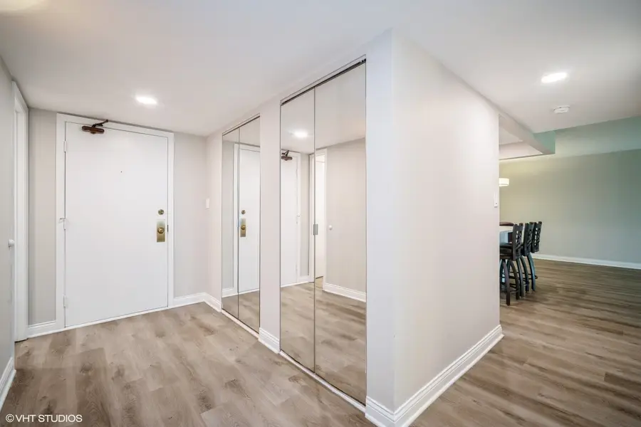 350 Plum Creek Drive #206, Wheeling, IL 60090 - Image #3