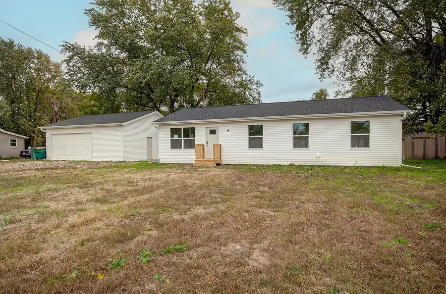 145 E Elm Street, Braidwood, IL 60408 - Image #2