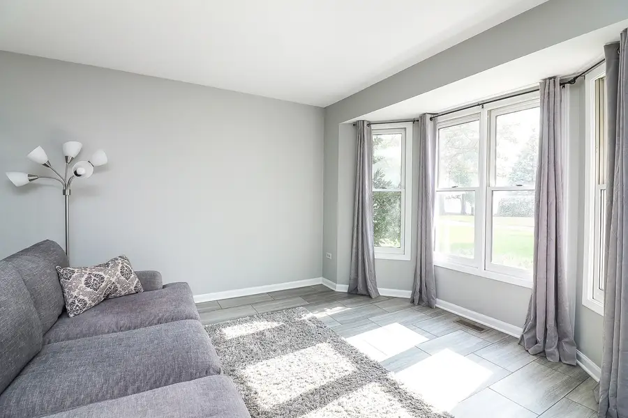 3 Hickory Oaks Court, Bolingbrook, IL 60490 - Image #3