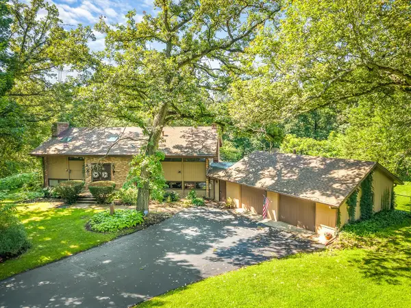 16540 Grove Creek Circle, Pecatonica, IL 61063