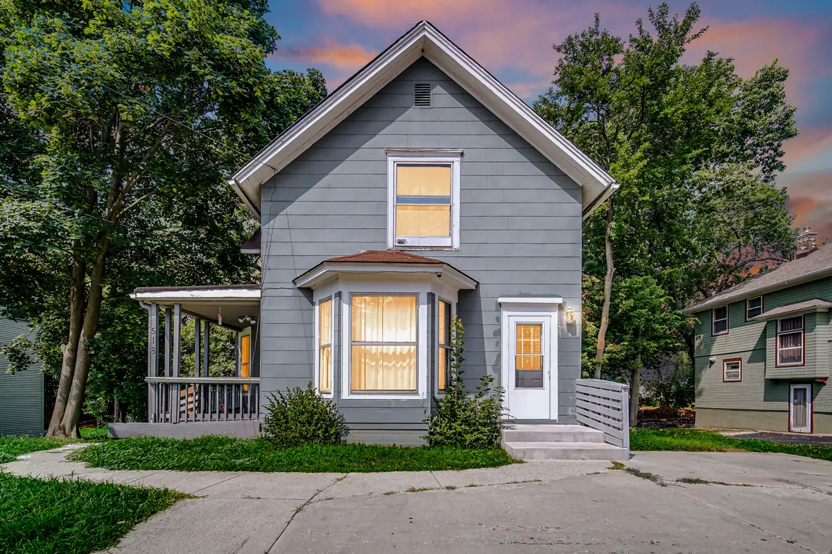 518 Raymond Street, Elgin, IL 60120 - Image #1
