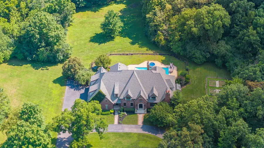 34W791 Army Trail Road, Wayne, IL 60184 - Image #2