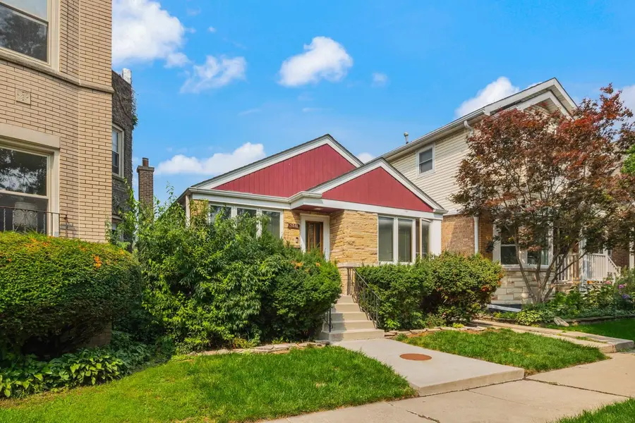 5848 N Virginia Avenue, Chicago, IL 60659 - Image #2