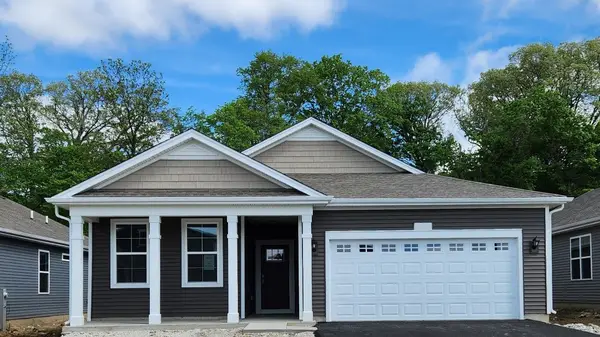 2418 Plains Drive, Pingree Grove, IL 60140