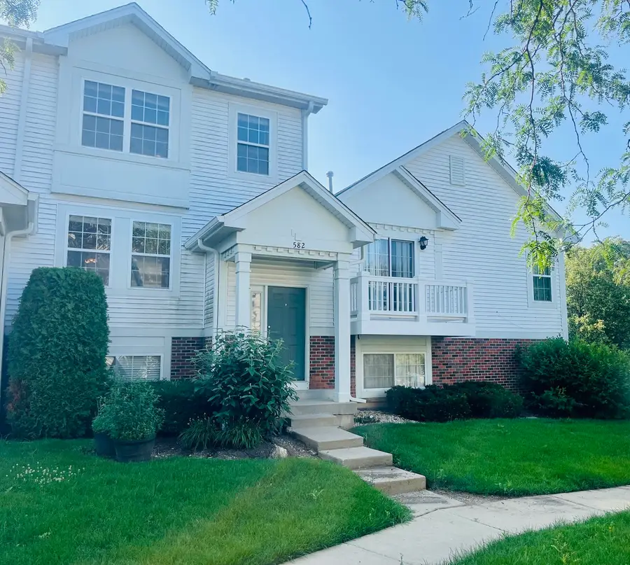 582 Holiday Lane, Hainesville, IL 60073 - Image #3