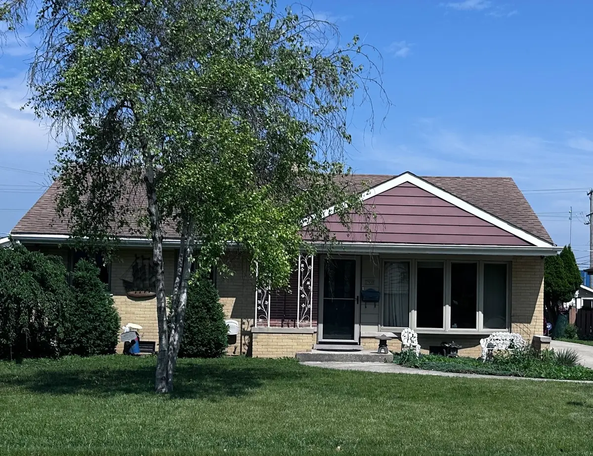 7939 N Neva Avenue, Niles, IL 60714 - Image #1