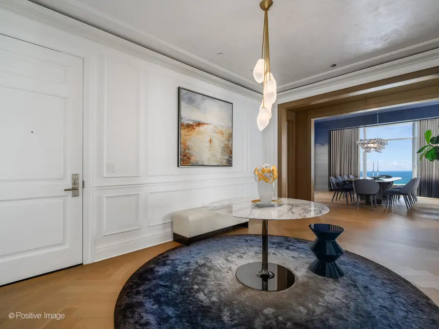 451 E Grand Avenue #6111, Chicago, IL 60611 - Image #2