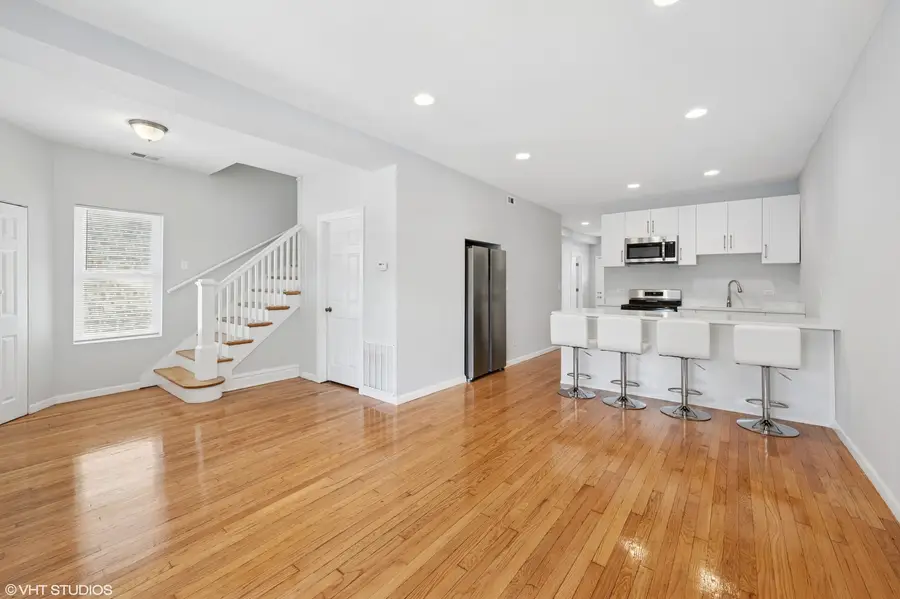 1047 N Kedvale Avenue, Chicago, IL 60651 - Image #3