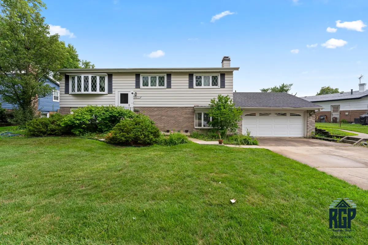 9013 W 91st Place, Hickory Hills, IL 60457 - #1
