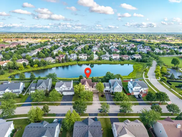 11253 Victoria Lane, Huntley, IL 60142