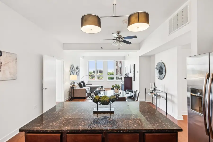 6000 N Cicero Avenue #410, Chicago, IL 60646 - Image #2