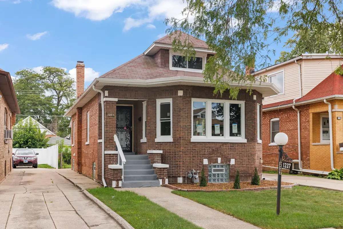 1237 S 14th Avenue, Maywood, IL 60153 - Image #1
