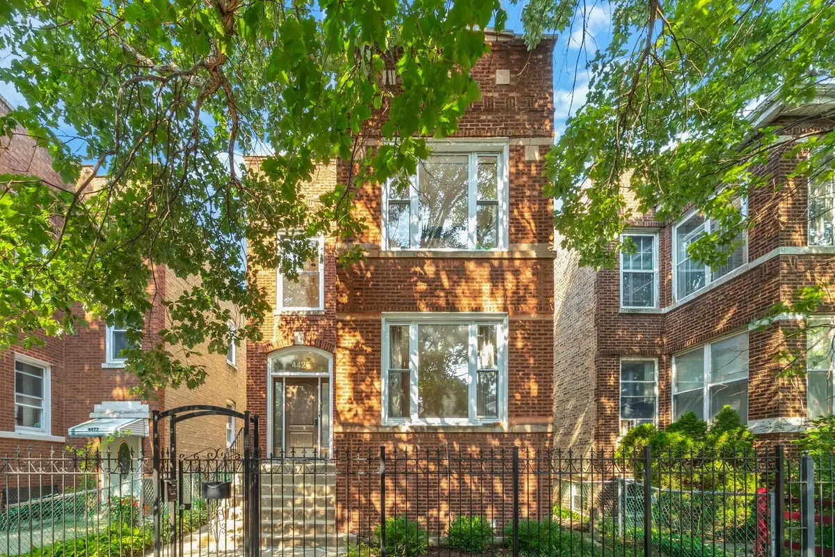 4426 N Drake Avenue, Chicago, IL 60625 - Image #1