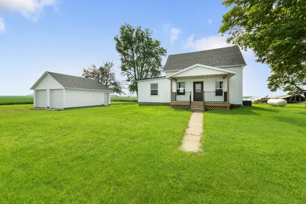 2711 E 800 North Road, Wenona, IL 61377
