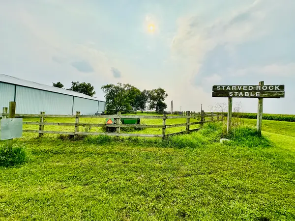 1146 N 2150th Road, Ottawa, IL 61350