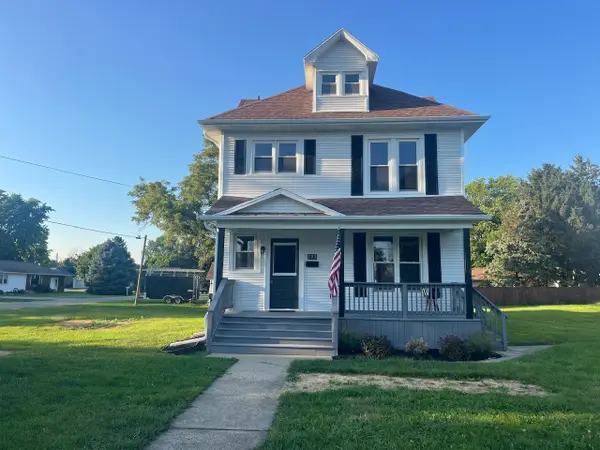 195 W 3rd Avenue, Clifton, IL 60927