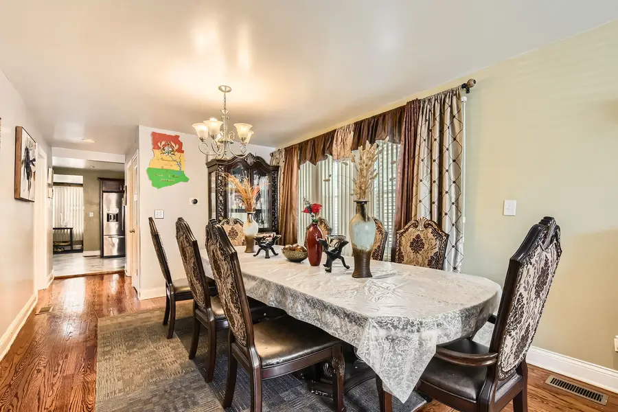 10940 S Wallace Street, Chicago, IL 60628 - Image #3