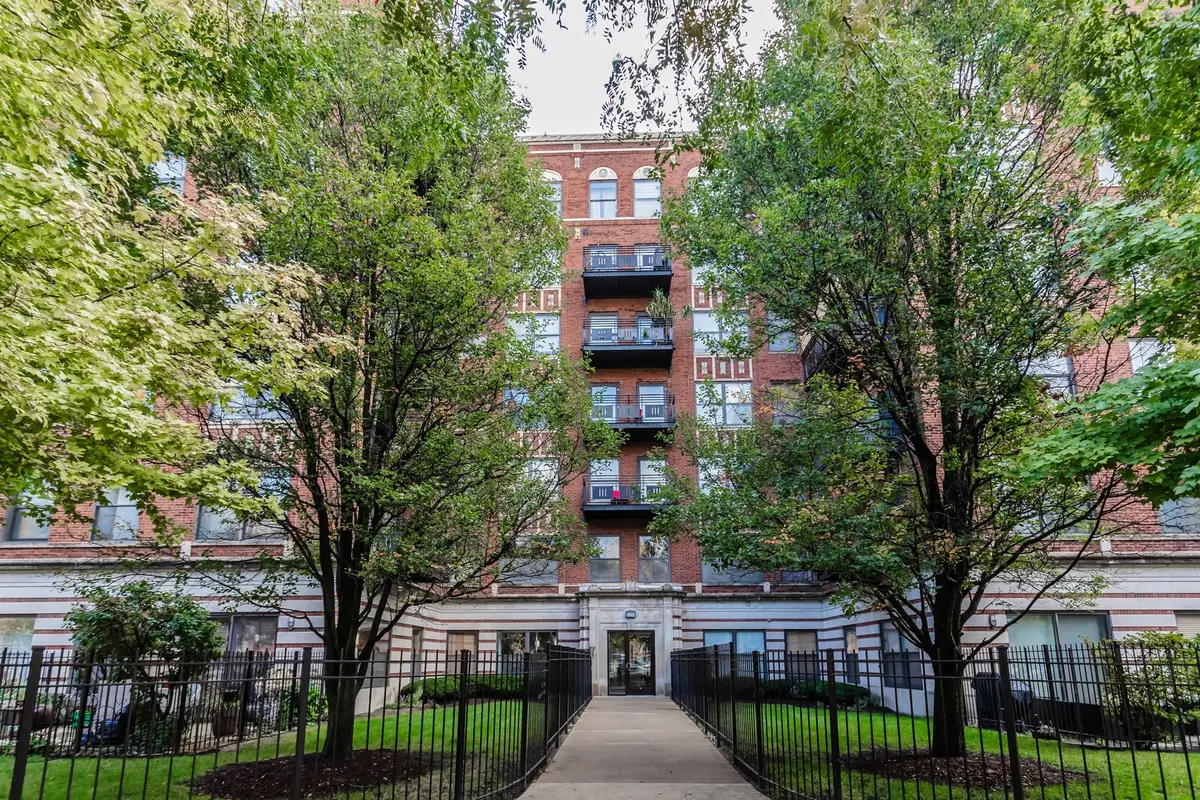4537 S Drexel Boulevard #706, Chicago, IL 60653 - Image #1