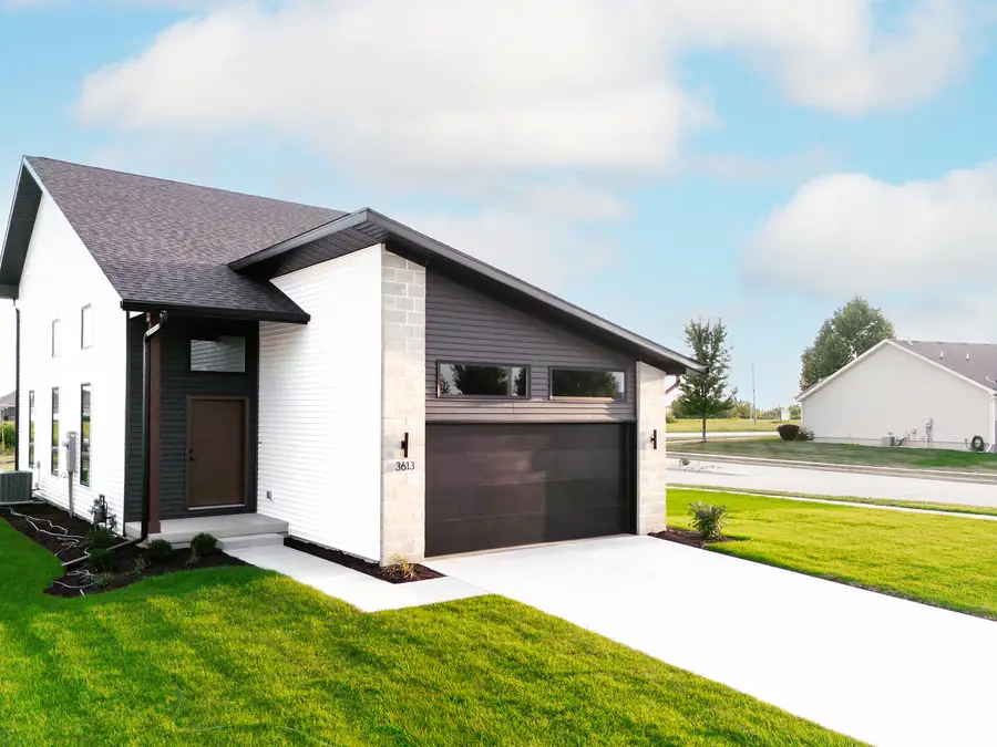 3613 Cabernet Court, Normal, IL 61761 - Image #2