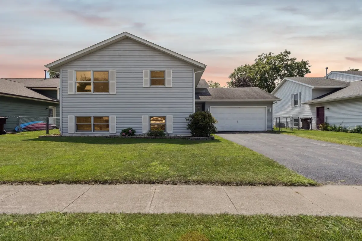 620 W 7th Street, Belvidere, IL 61008 - Image #1