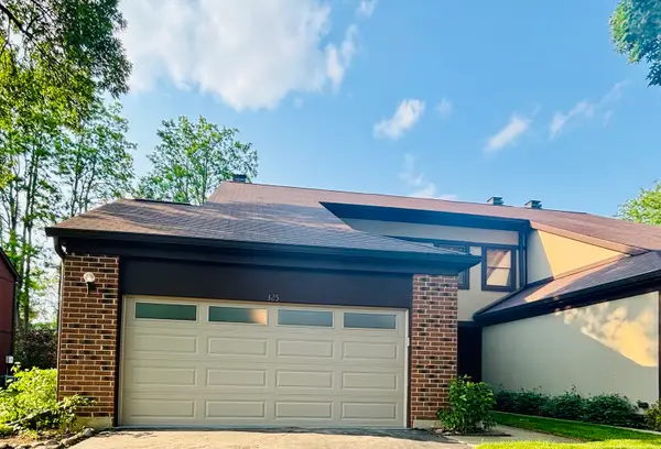 325 Shadowbend Drive, Wheeling, IL 60090