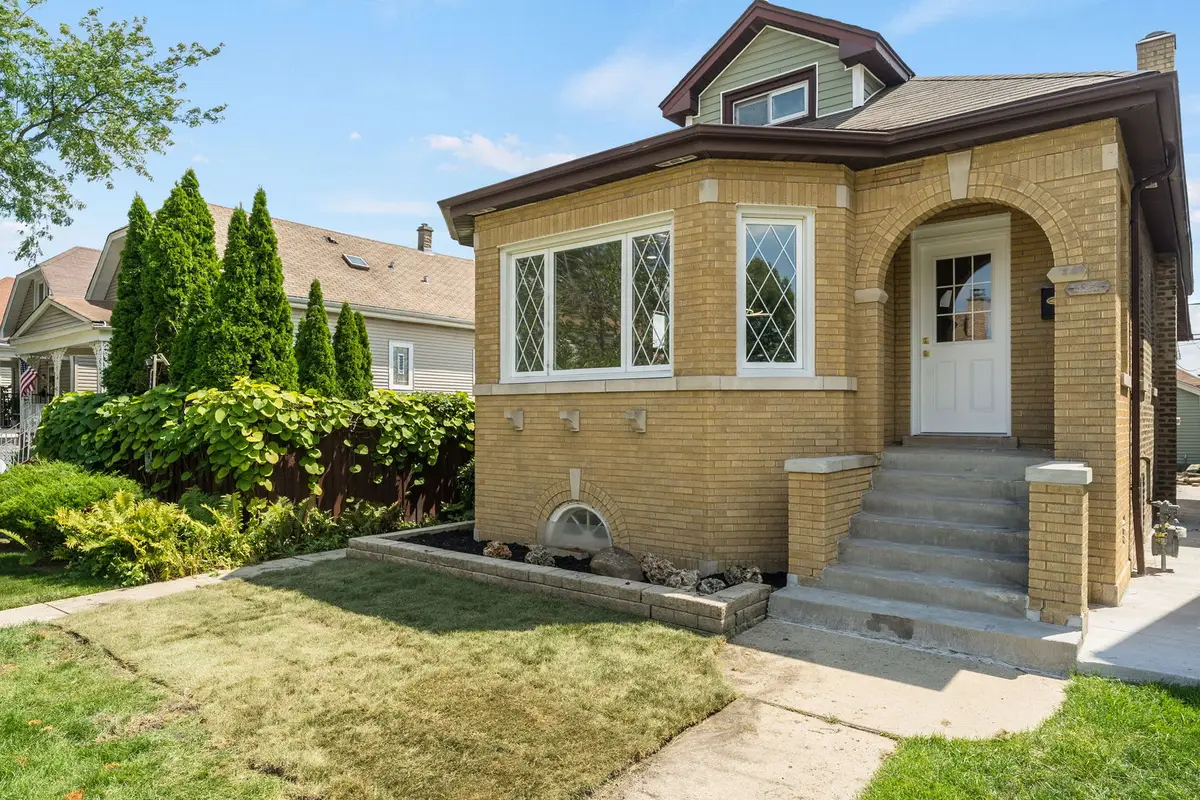 5853 W Newport Avenue, Chicago, IL 60634 - Image #1