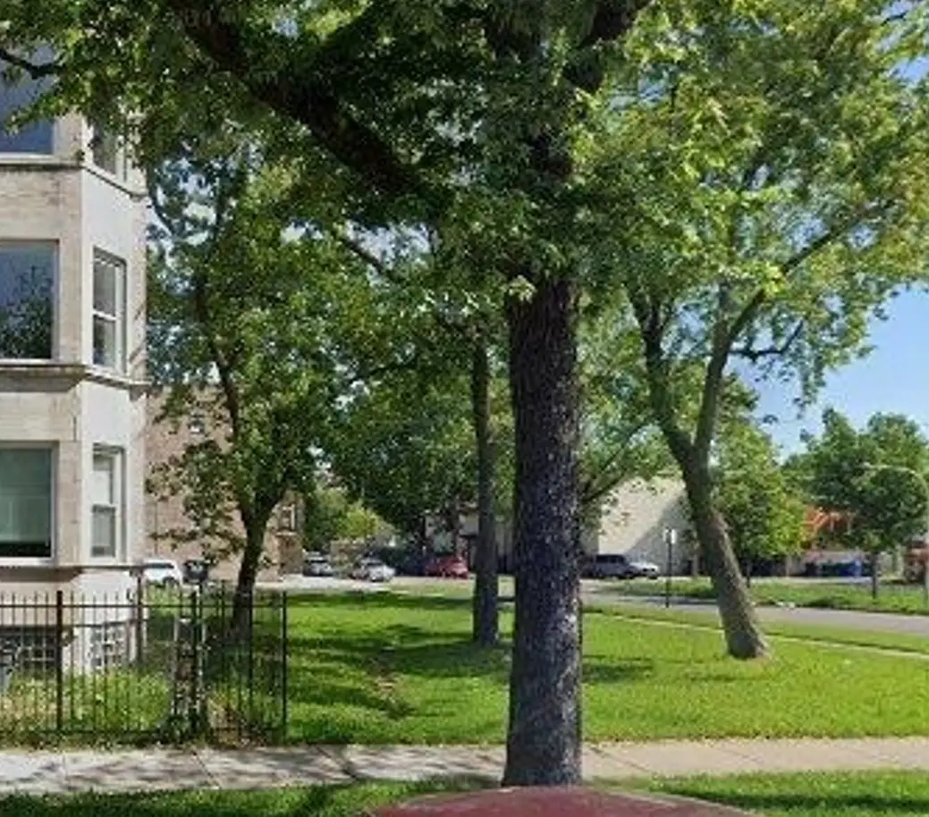3900 W Gladys Avenue, Chicago, IL 60624 - Image #1